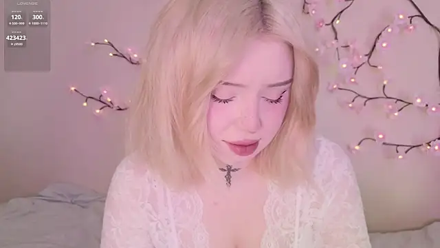 RileyVice online show from May 3, 2026, 8:41 am