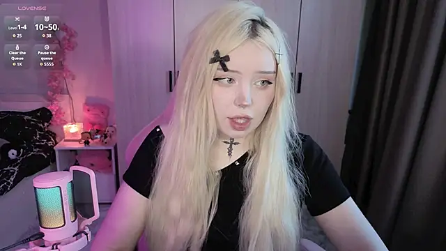 RileyVice online show from June 21, 2026, 8:31 am