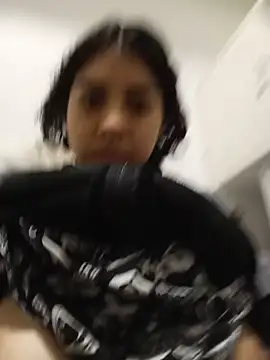 Syndel23 online show from September 13, 2025, 9:48 pm