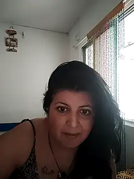Snapshot of Jann_Riya333 chatting on March 5, 2026, 5:37 am Jann Riya333 online show from March 5, 2026, 5:37 am