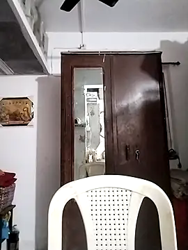 Snapshot of Jann_Riya333 chatting on February 10, 2026, 7:29 am Jann Riya333 online show from February 10, 2026, 7:29 am