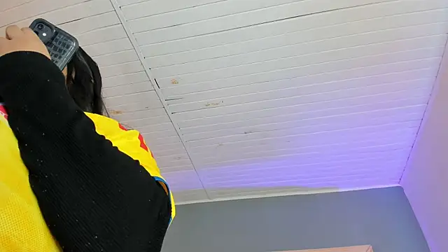 BellaBoobs  online show from July 7, 2026, 8:01 pm