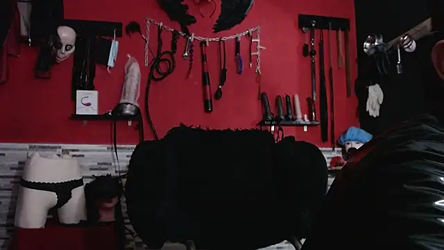 Miss Mirandaa online show from October 4, 2025, 1:29 am