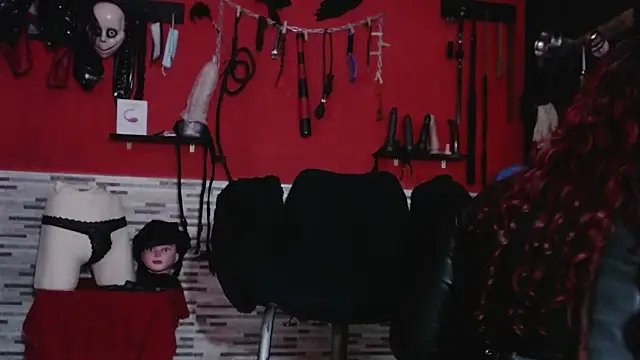 Miss Mirandaa online show from October 8, 2025, 4:36 am