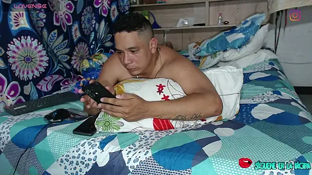 luisafe2025 online show from October 9, 2025, 4:07 pm