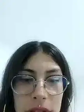 Kylie Rivers online show from September 29, 2025, 12:28 am