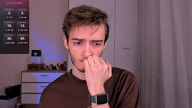 spider    man online show from December 4, 2025, 3:55 pm