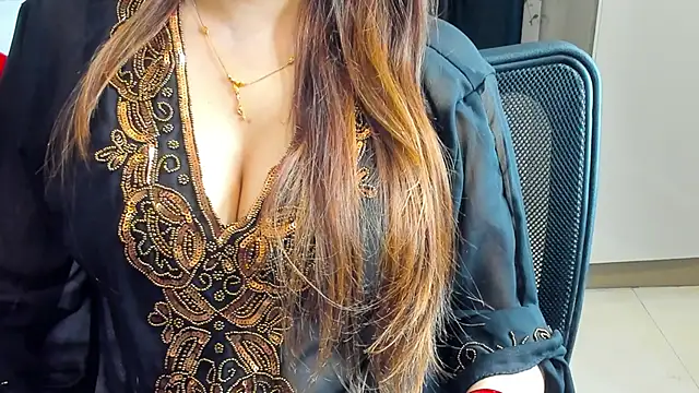 Shawtty Girl online show from October 25, 2025, 5:35 pm