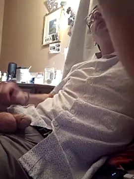 mresquared online show from March 6, 2026, 7:53 pm