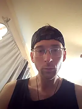 mresquared online show from April 4, 2026, 1:50 pm