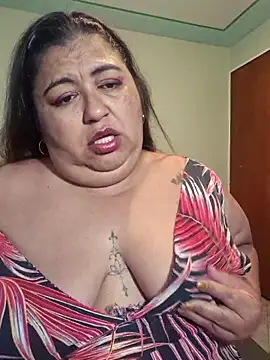 curvy diva  online show from March 10, 2026, 11:25 am