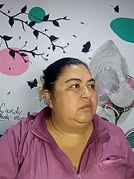 curvy diva  online show from November 4, 2025, 11:03 am