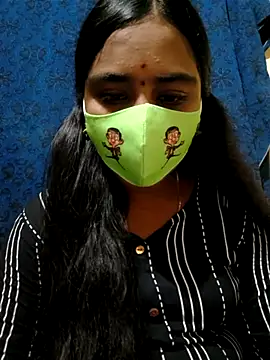 mini-queen online show from September 27, 2025, 1:06 pm