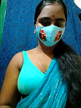 mini-queen online show from September 15, 2025, 5:13 pm