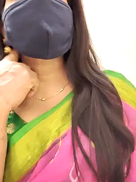 saritha29 online show from June 18, 2026, 5:18 pm