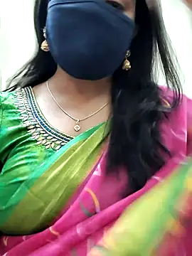 saritha29 online show from December 23, 2025, 8:13 am