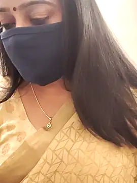 saritha29 online show from December 14, 2025, 5:07 pm