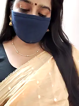 saritha29 online show from June 17, 2026, 5:01 pm
