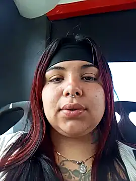 snow belle online show from October 5, 2025, 6:31 pm