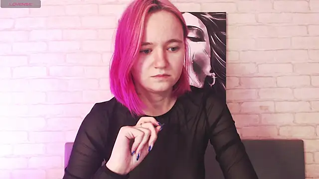 Ericha Stone online show from September 26, 2025, 1:56 am