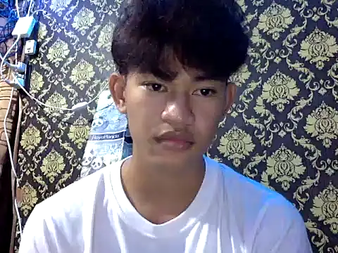 Make your ladyxx online show from September 15, 2025, 3:45 pm