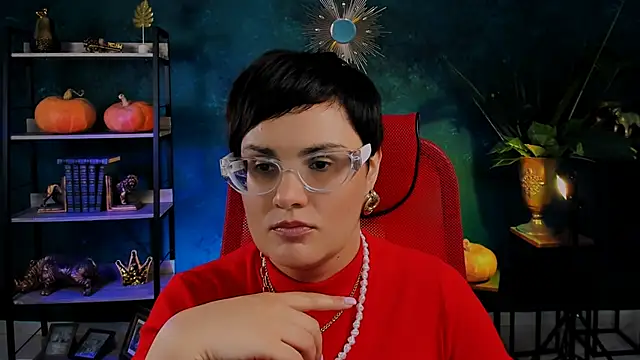 Snapshot of LauraDavidsons chatting on October 31, 2025, 4:36 pm LauraDavidsons online show from October 31, 2025, 4:36 pm