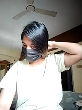 midnightmuse-03 online show from March 17, 2026, 2:47 am