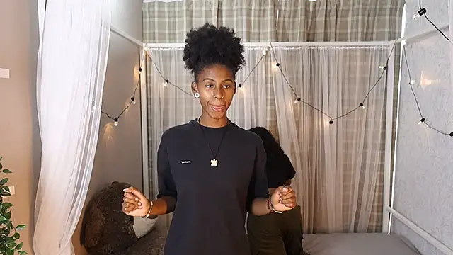 lynx sun online show from November 10, 2025, 8:25 pm