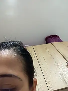 Alisson Morgann online show from December 3, 2025, 11:58 pm