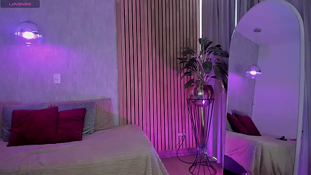 emma       online show from February 26, 2026, 8:53 pm