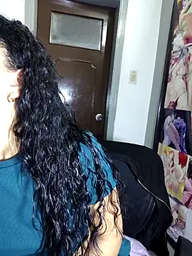 AmberGold- online show from November 27, 2025, 10:43 pm