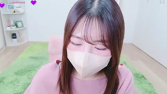 Haru chiii online show from November 3, 2025, 7:13 am