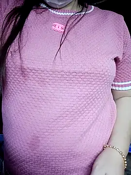 merylove-00 online show from December 3, 2025, 2:34 am