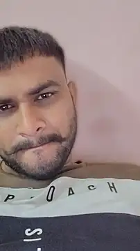 Snapshot of Frvgggghh chatting on February 26, 2026, 3:50 am Frvgggghh online show from February 26, 2026, 3:50 am