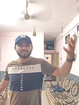 Snapshot of Frvgggghh chatting on March 20, 2026, 5:19 am Frvgggghh online show from March 20, 2026, 5:19 am