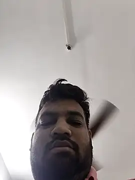 vinay smalldick online show from December 17, 2025, 12:59 am