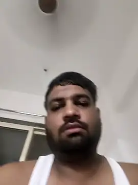 vinay smalldick online show from July 15, 2026, 3:41 pm