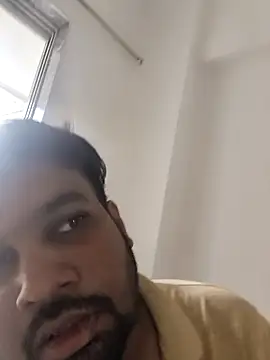 vinay smalldick online show from June 7, 2026, 9:36 am