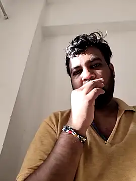 vinay smalldick online show from June 17, 2026, 2:11 am