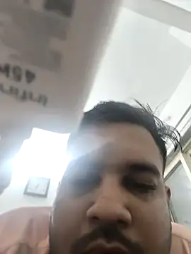 vinay smalldick online show from July 5, 2026, 1:07 pm