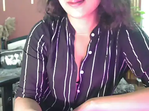 shaalu sharma online show from November 9, 2025, 3:43 am