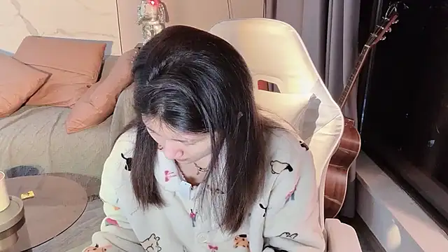 Lixinel-520 online show from November 13, 2025, 11:25 am