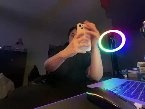 Snapshot of Prill940 chatting on February 2, 2026, 7:18 am Prill940 online show from February 2, 2026, 7:18 am