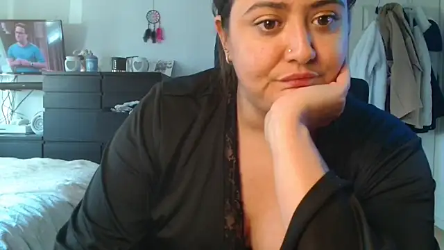 Snapshot of Prill940 chatting on September 30, 2025, 2:01 pm Prill940 online show from September 30, 2025, 2:01 pm