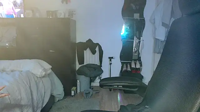 Snapshot of Prill940 chatting on September 26, 2025, 6:09 am Prill940 online show from September 26, 2025, 6:09 am