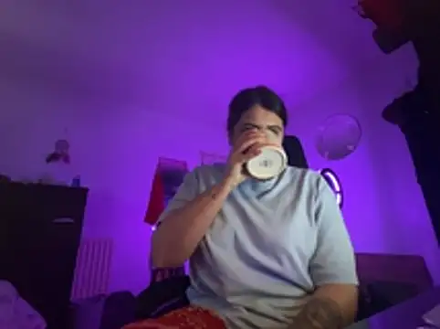 Snapshot of Prill940 chatting on February 23, 2026, 6:58 am Prill940 online show from February 23, 2026, 6:58 am