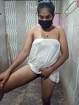 Snapshot of Shani_Izu chatting on May 30, 2026, 6:42 am Shani Izu online show from May 30, 2026, 6:42 am