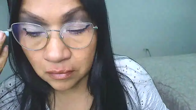 LissafeetHott online show from December 19, 2025, 11:07 pm