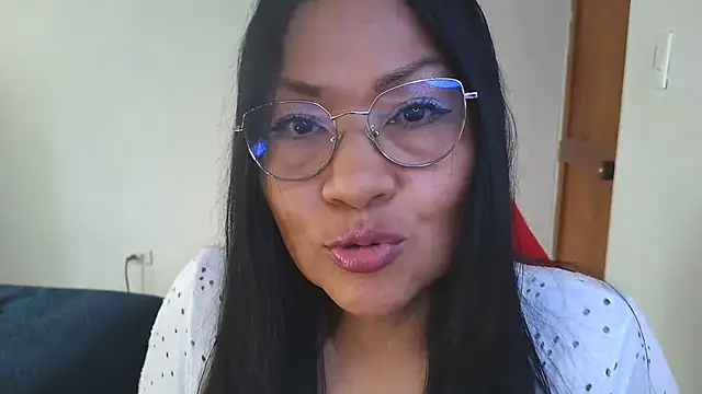 LissafeetHott online show from July 7, 2026, 5:05 pm