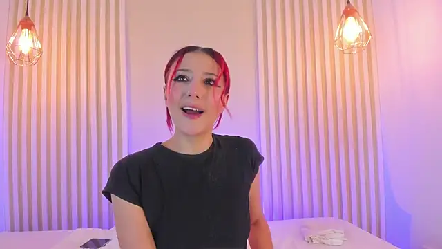 Cristalfoxy  online show from August 1, 2026, 8:07 pm